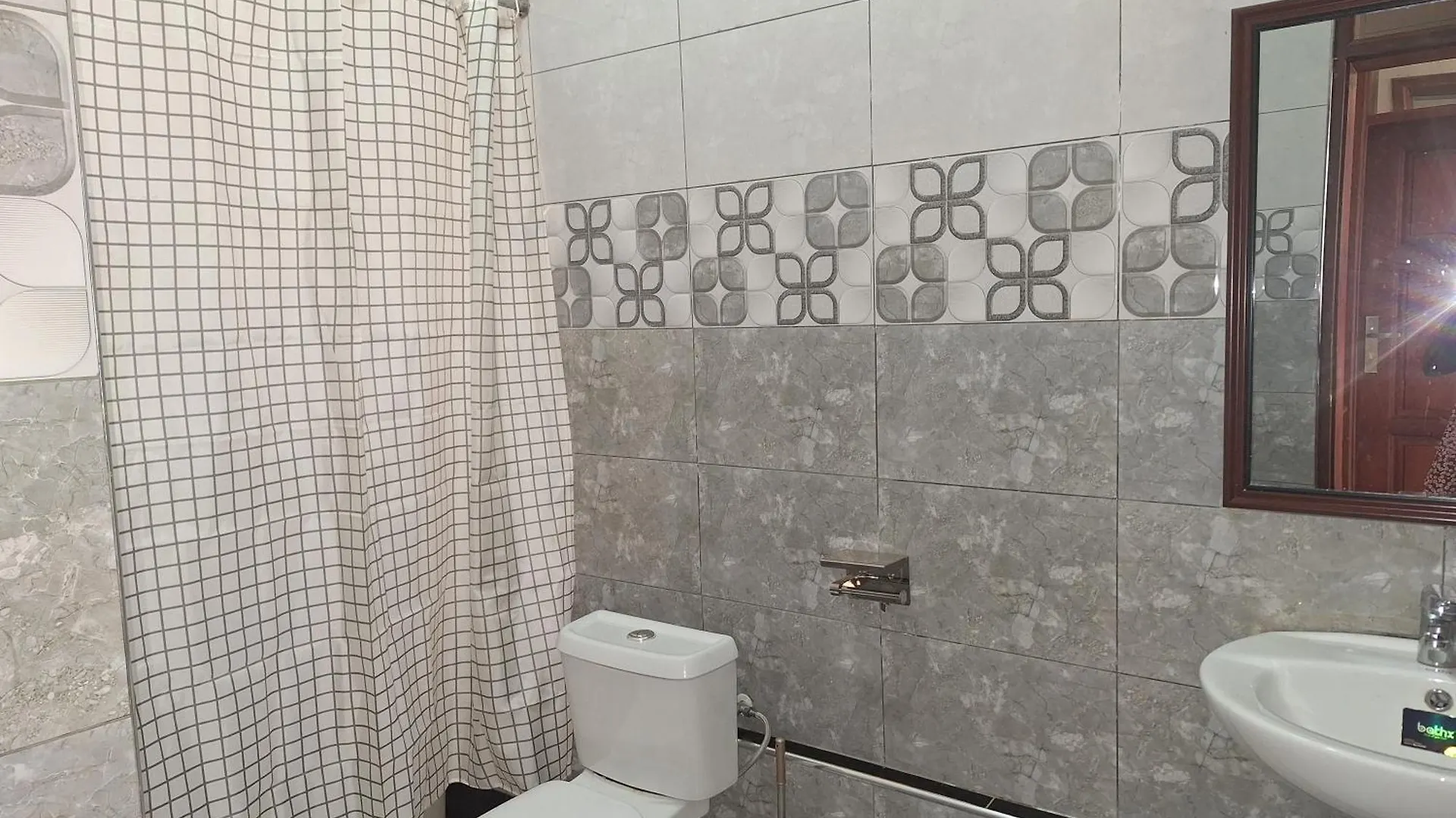 H&M Luxury Homes Kampala Apartment